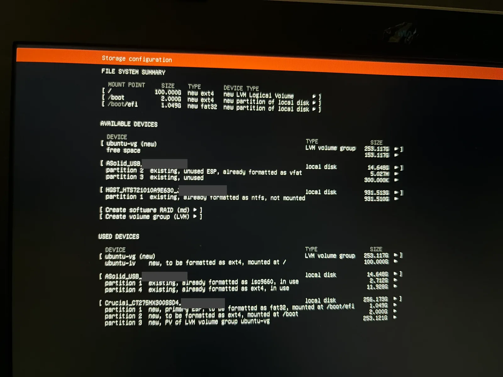 수정 후 — SSD에 ESP·/boot·PV가 잡히고 HDD는 건드리지 않은 상태